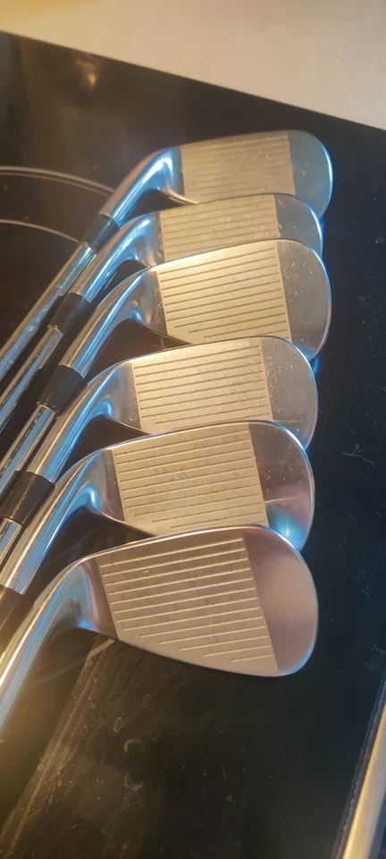 Hierros fundidos Bridgestone J15 5-PW con Nippon N.S. Ejes Pro 950GH Foto 2 de 3