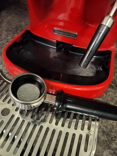 KitchenAid Pro line Expresso Maker - Picture 5 of 5