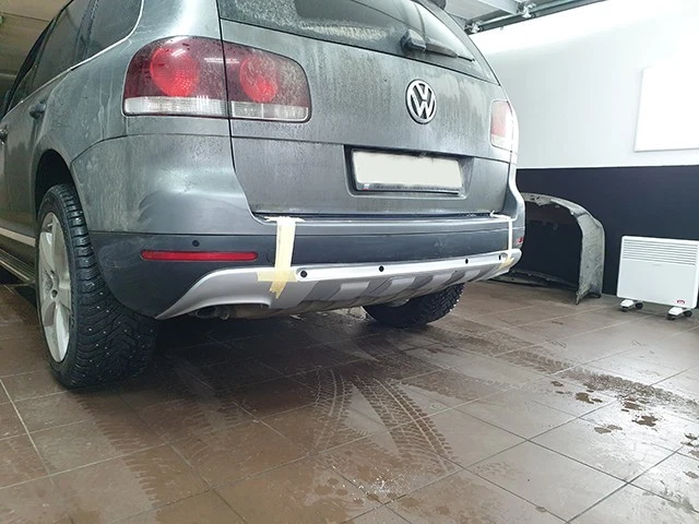 Difusor para parachoques trasero para Volkswagen Touareg 7L 2006-2009 FL plateado Foto 4 de 4