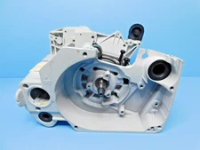 CRANK & CRANKCASE FOR STIHL 066 MS660 CHAINSAW --- BOX 897 A