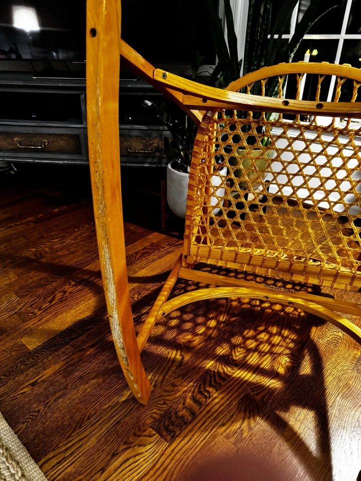 Snowshoe Oak Rocking Chair Rawhide Lacing by Vermont Tubbs Rare Impeccable - Image 4 of 4