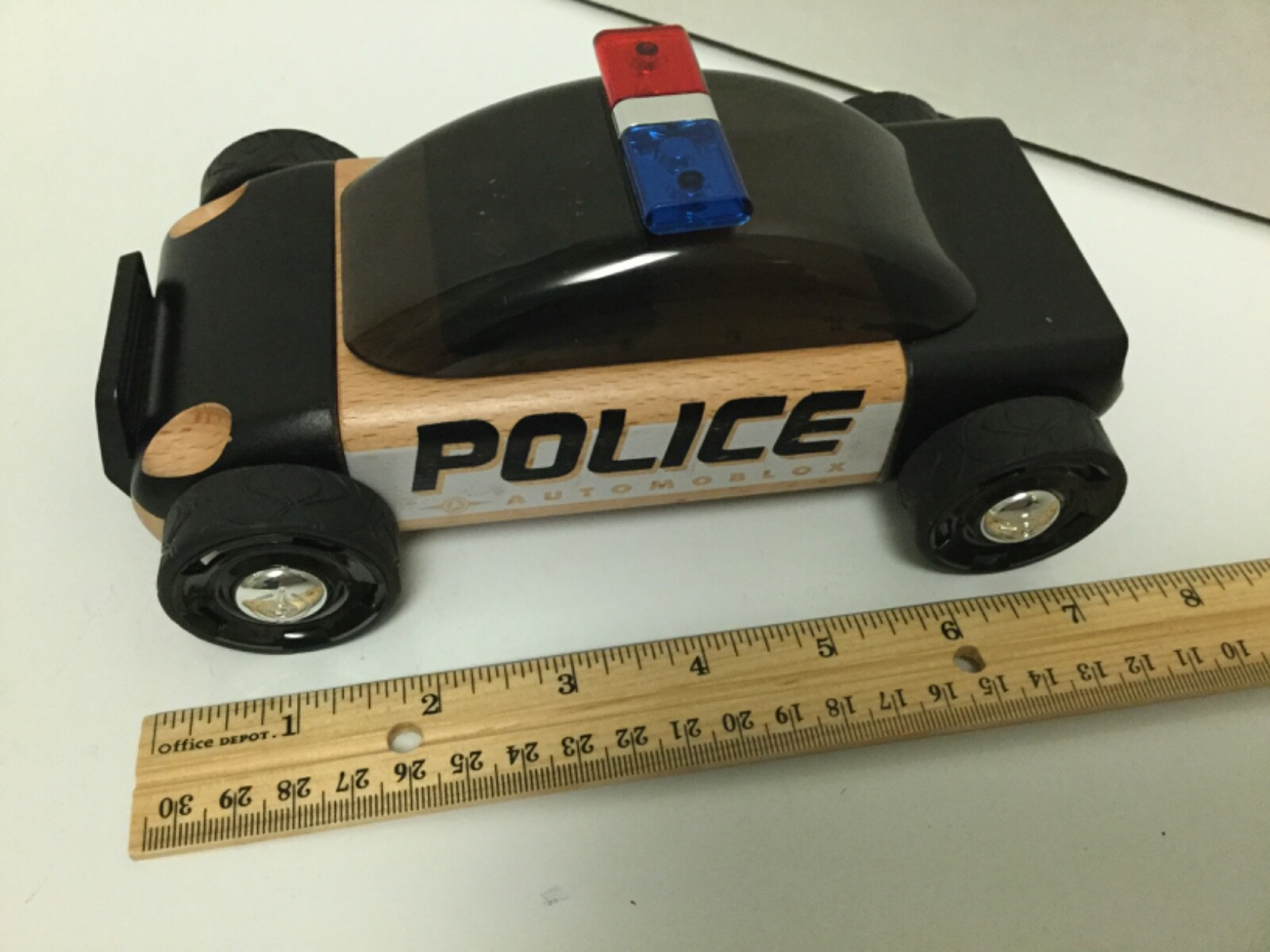 automoblox police car