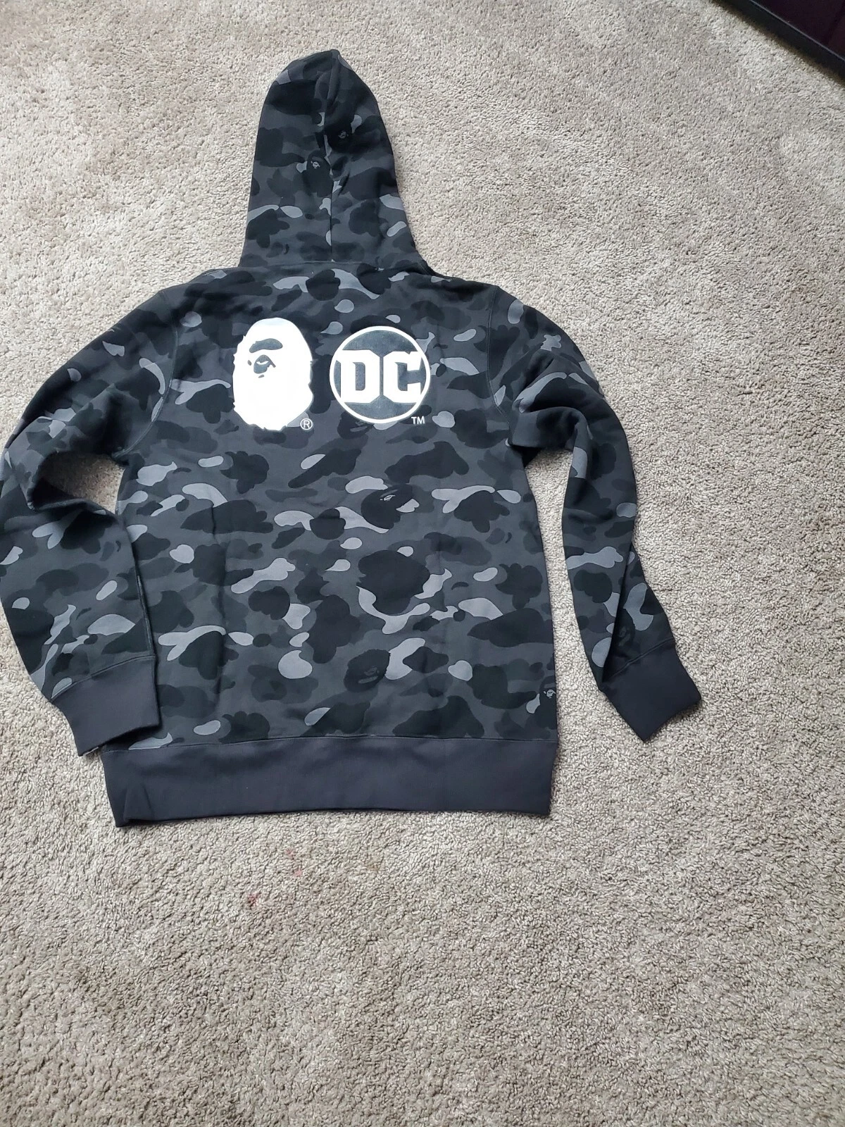 A BATHING APE (BAPE) Felpa con cappuccio mimetica A Bathing Ape Superman taglia Xl