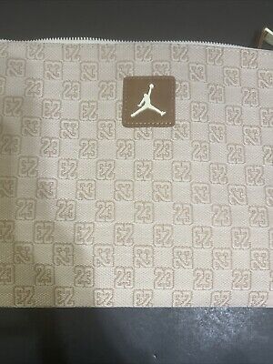 NIKE AIR JORDAN MONOGRAM POUCH UNISEX COCONUT MILK [MM0897 NIKE AIR JORDAN MONOGRAM POUCH UNISEX COCONUT MILK [MM0897