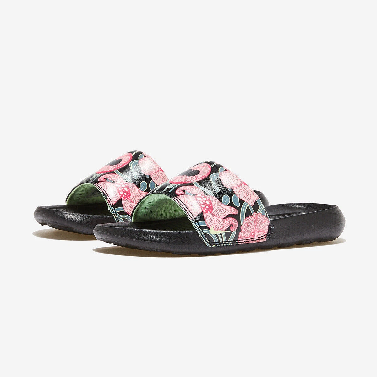 Nike W Nike Victori One Slide Osaka Women Size 6 Shoes Sandals FJ6767 001 NEW