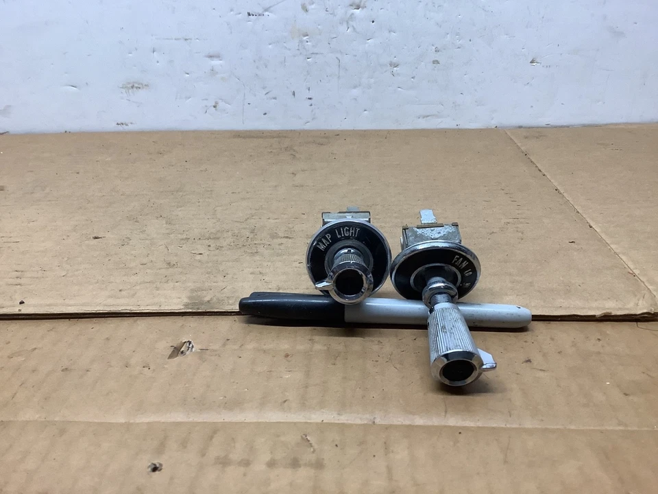 1965 1966 AMC AMBASSADOR MARLIN ventilador e mapa interruptor de luz com botões e moldura OEM - Imagem 3 de 3