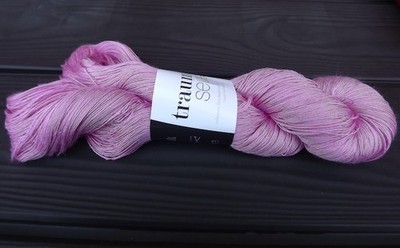 Zitron Traumseide lace yarn , 100 % mulberry silk from Germany, 800 meters