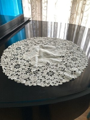 Venetian Needle Lace Table Topper Vintage Cotton Exquisite Handwork 20  Wide