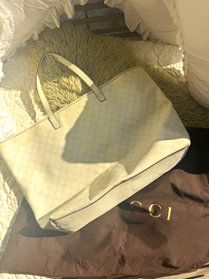 Gucci GG Tragetasche Damen aus Leder, Weiß, Trapezform, Doppelgriff, Logo - Bild 1 von 1