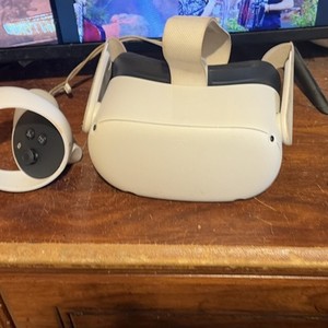 Meta Oculus Quest 2 White Standalone VR Headset with Controllers 256 GB