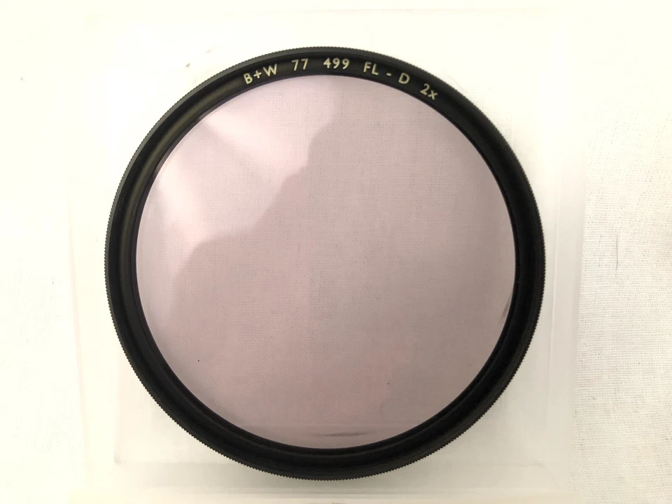 B+W New 77mm Fluorescent Glass Filter for Daylight Film F-day #499 New Old Stock - Image 4 of 4