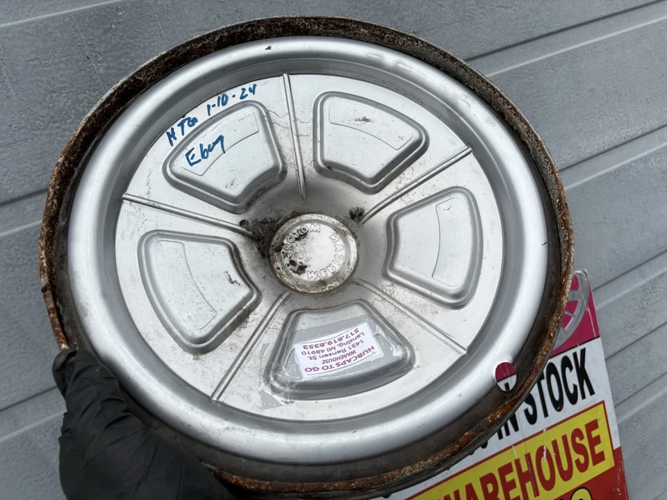 AMC AMX Javelin1 1968 tapacubos original de acero inoxidable 14” hermoso arte retro raro Foto 4 de 4