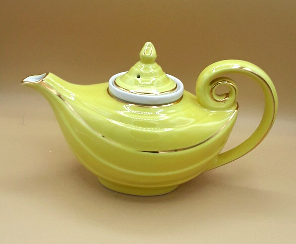 Hall Pottery Aladdin Teapot Hall Aladdin Lamp Tea Pot 6 Cup, 0679 With
