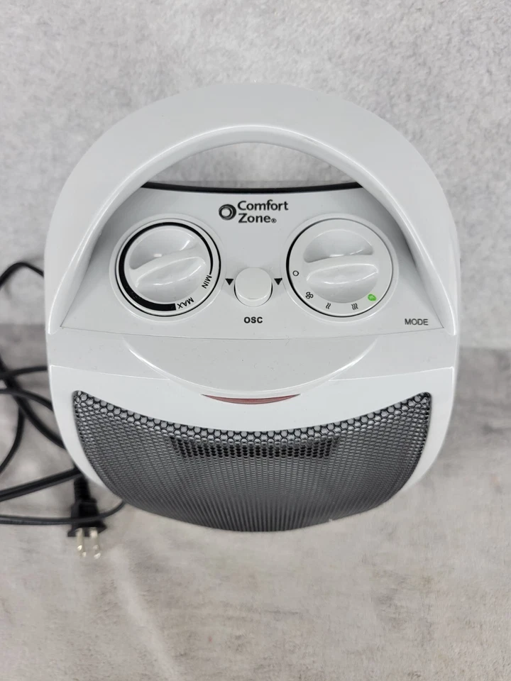 Aquecedor elétrico oscilante de cerâmica Comfort Zone modelo CZ449E 120V 1500W - Imagem 3 de 4