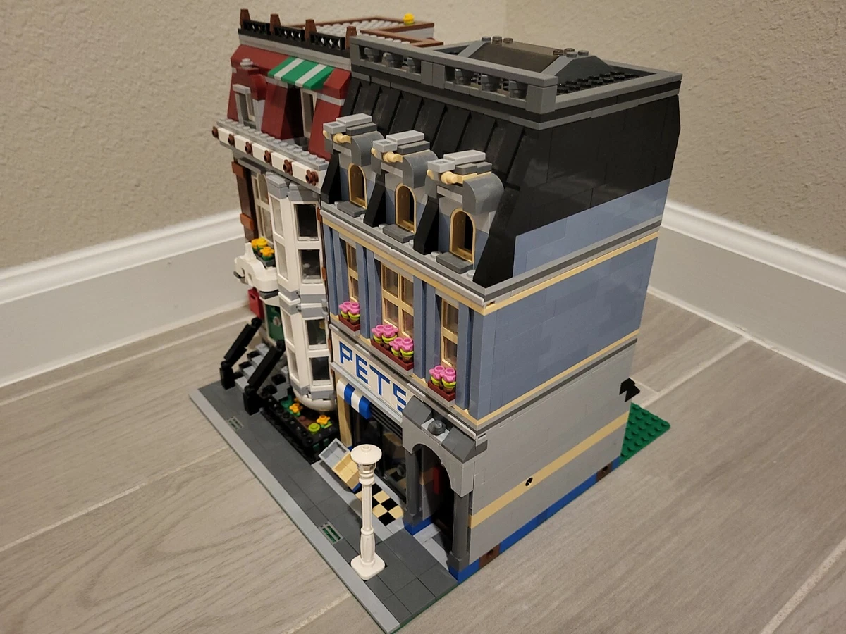 LEGO Creator Pet Shop (10218) no box, no instructions, no figures