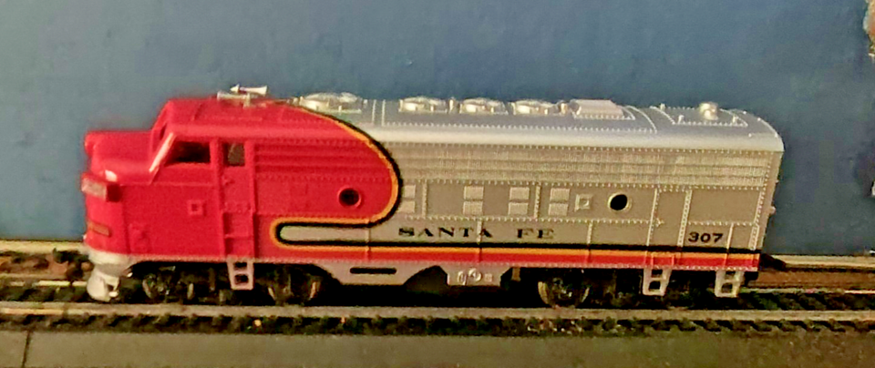 Bid Now: LGB G Scale Santa Fe F-7 Diesel AB Units 20570 & 20582 - November 4, 0122 10:00 AM EST