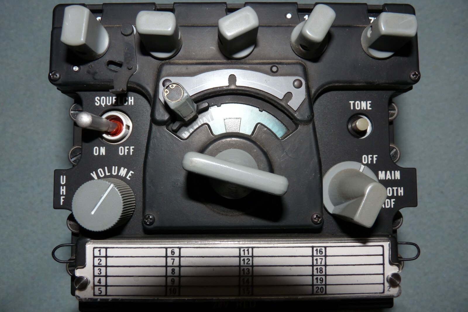 UHF AN/ARC-150 (V) rt-1136 military aircraft radio