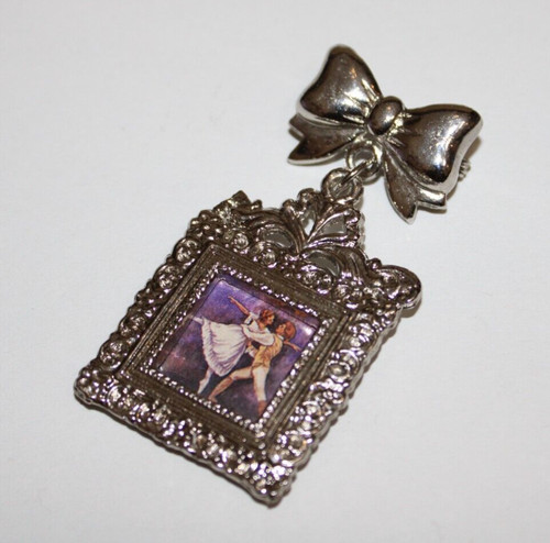 Vintage Picture Frame Brooch Pin Changeable Photo Small Stand Alone Frame