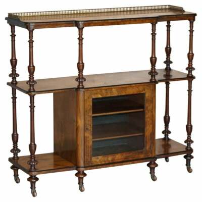 EDLER GRATNUSS MIT MESSING GALERIESCHIENE OFFENE BIBLIOTHEK BÜCHERREGAL ETAGERE WHATNOT