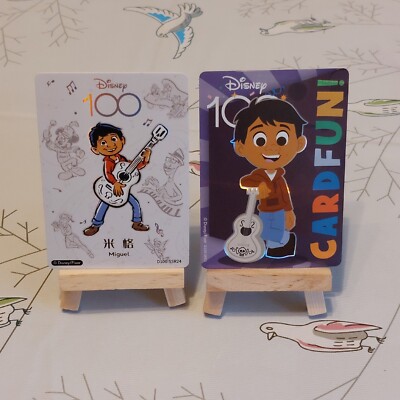 Kartenspaß Disney 100 Joyful: 2 Karten Coco - Miguel Produktbündel - kostenloser UK-Versand