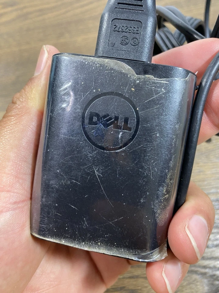 Cargador Adaptador CA USB-C Original Dell HA30NM150 30W 20V 2A Series Foto 3 de 4