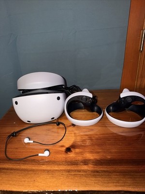 Sony PlayStation VR2 Brand New Hardly Used In Perfect Conditions For Ps5 And Pc