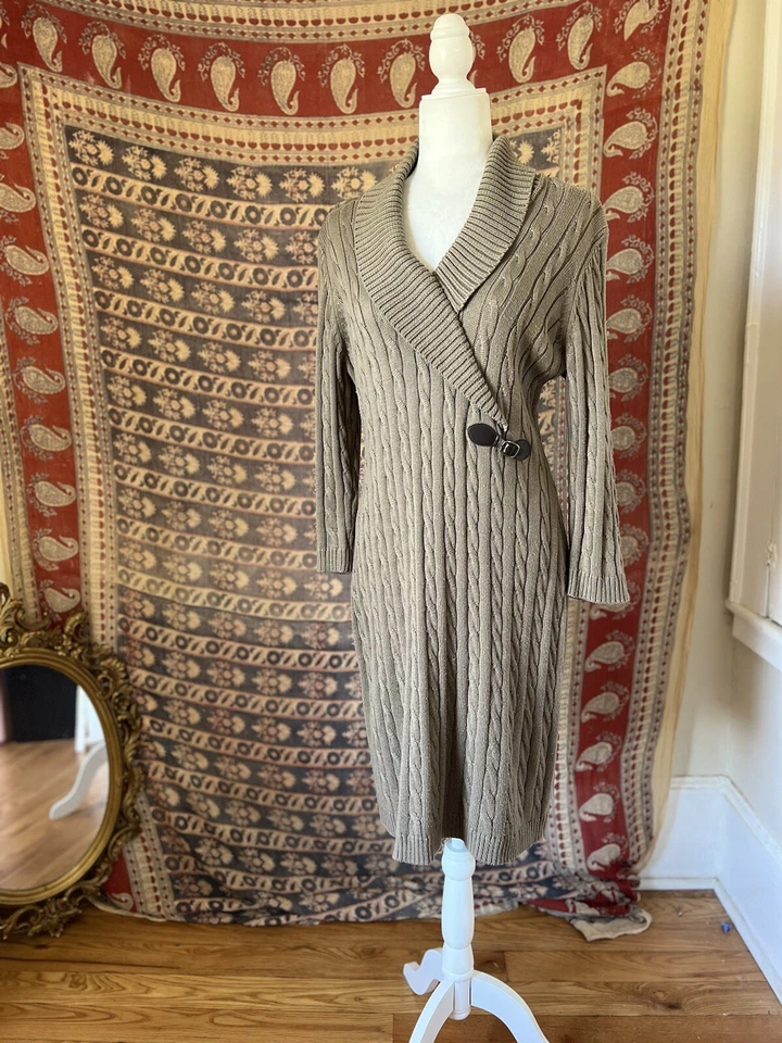 Vestido Suéter Calvin Klein Tostado Tejido con Cable Hebilla Bronceada Imitación Envoltura L Foto 2 de 4