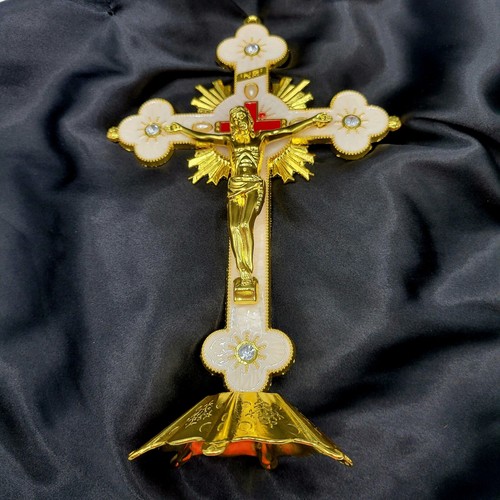 INRI Crucifix Altar Stand With Detachable Base 9 " White And Gold In Gift Box - Picture 5 of 8