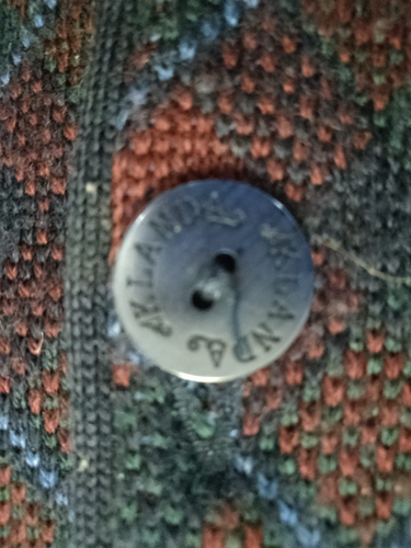 Aklanda, Men's Multicoloured Pure Wool Tartan Cardigan; Size M. Made In Aus. - Picture 3 of 6