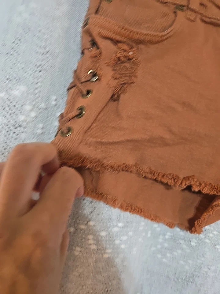 Pantalones Cortos Billabong Para Mujer Lite Hearted Distressed Talla 29 Boho, Hippy, Y2k Foto 3 de 4