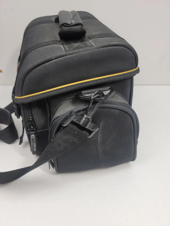 Bolsa de almacenamiento de fotos para cámara Kodak Gear negra con asa de correa de transporte ¡En muy buena condición! Foto 3 de 4