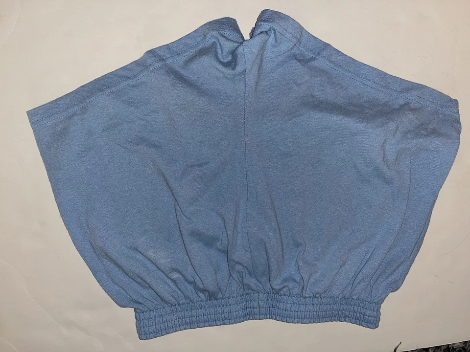 2 件套沙发短裤。 蓝色是中号,白色是大号。 — 第 3/4 张图片