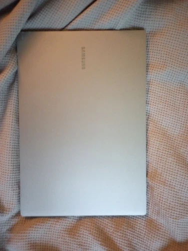 Samsung laptop NP340XLA-KA1US