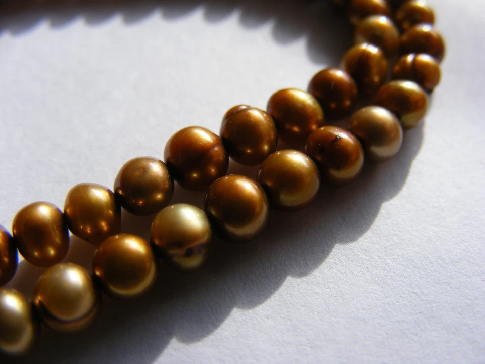 Único Collar de Perlas de Bronce Hoja de Ojo de Tigre Tallado en China Oro 585 14K De Colección Foto 4 de 4