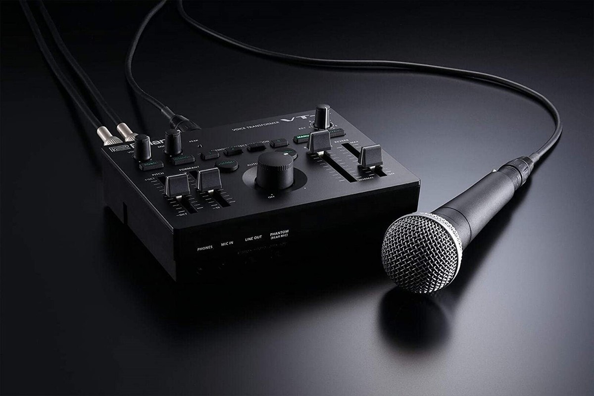 Roland / VT-4 Voice Transformer Voice Transformer AIRA from Roland / VT-4 Voice Transformer Voice Transformer AIRA from