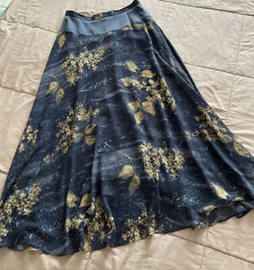 Liz Claiborne Collection Floral A-line Long Lined Grayish Blue Skirt Size 6P