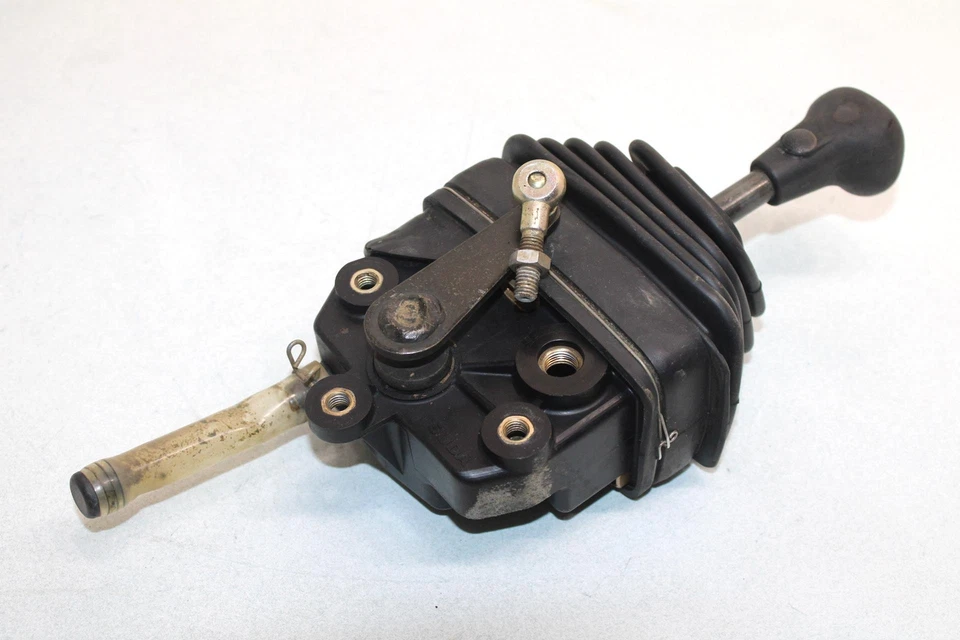 04 Palanca de cambios Yamaha Bruin 350 automática 2x2 OEM 5UH-18300-00-00 AY36 Foto 3 de 4