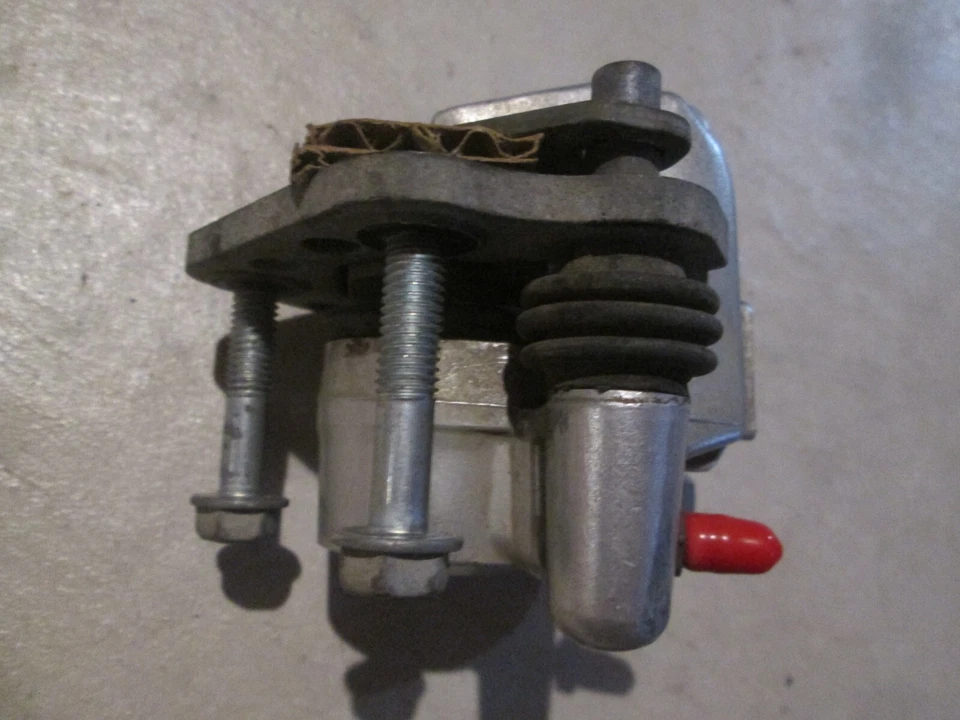 Conjunto de pinza delantera Kawasaki 1992-1993 KX80 / KX80 RUEDA GRANDE 43041-1441 Foto 3 de 4