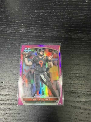 2022 Bowman University Chrome - Tyler Van Dyke #7 Pink Refractor (RC)