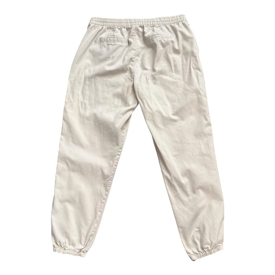 Calça jogger GAP feminina tamanho médio cáqui puxar cordão cintura punho elástico - Imagem 2 de 4