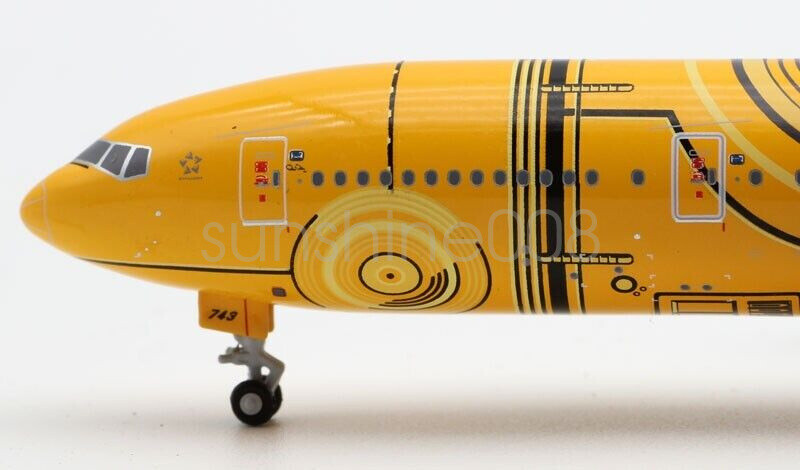 1:400 JC Wings EW4772013 ANA B777-200ER JA743A Free Tractor+ 1:400 JC Wings EW4772013 ANA B777-200ER JA743A Free Tractor+