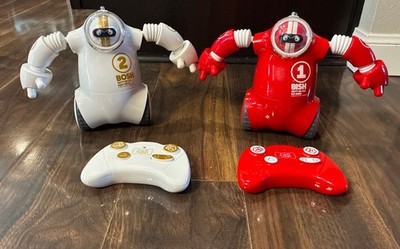 FAO SCHWARZ Robo Rage RC Robots Boxers Battle Bots Wireless Remote Bish vs Bosh