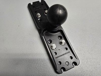 RAM Mount RMR-D-181 Base Plate with D Size Ball   Used
