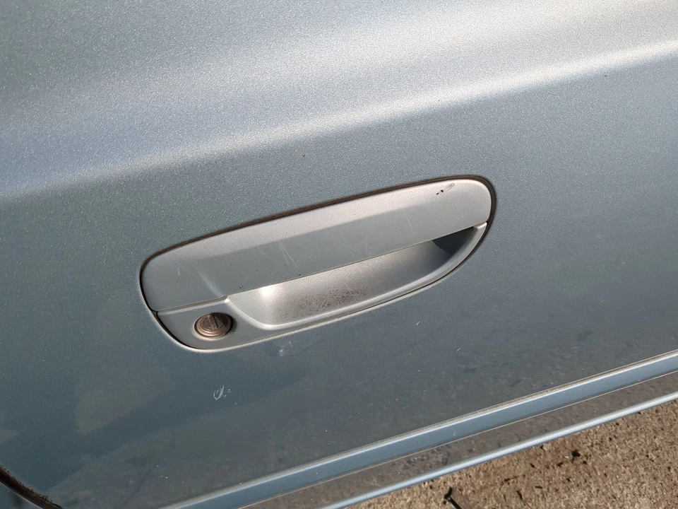 2000-2006 Hyundai Accent Passenger Front Door Oem XNHD0 Foto 3 de 3