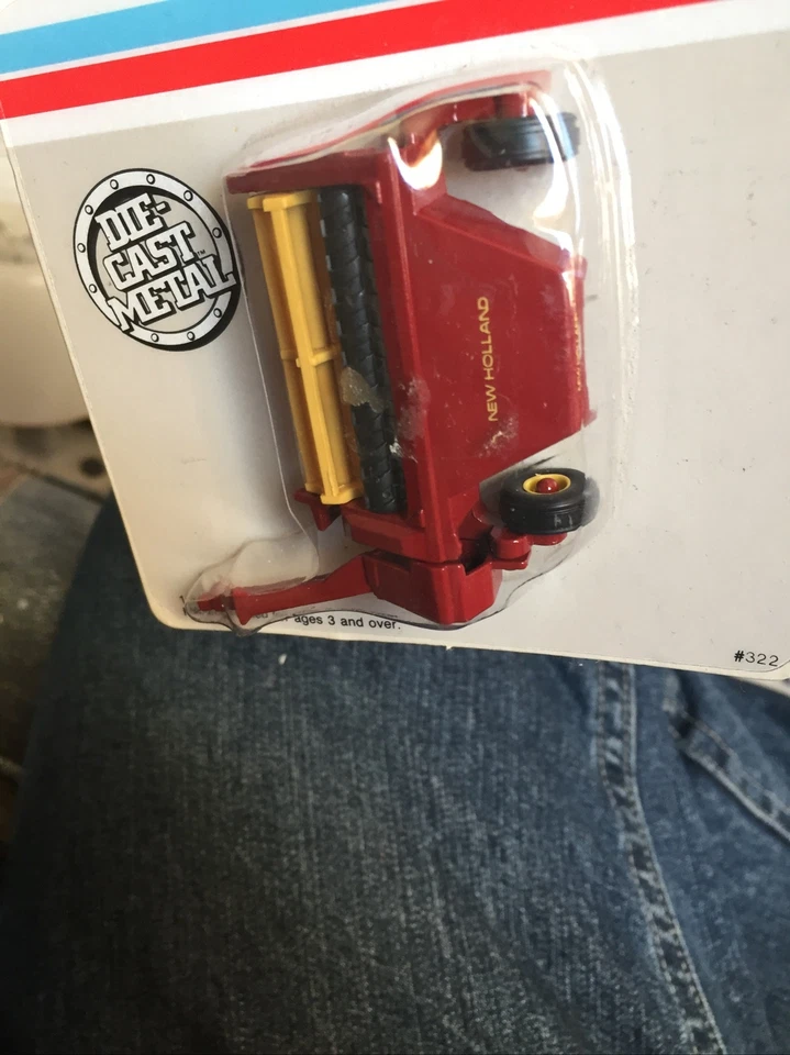 1/64 Ertl New Holland Mower Conditioner NIP - Image 2 of 4