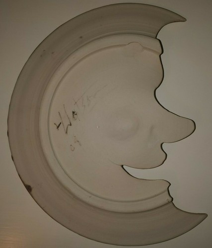 10.5 " Decorative Half Face Ceramic Plate by Watson Clay Art - Bild 2 von 3
