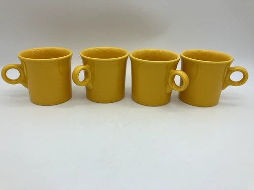 Set of 4 Vintage Yellow Fiestaware Mugs 3.5" tall Excellent Condition 1969-72?