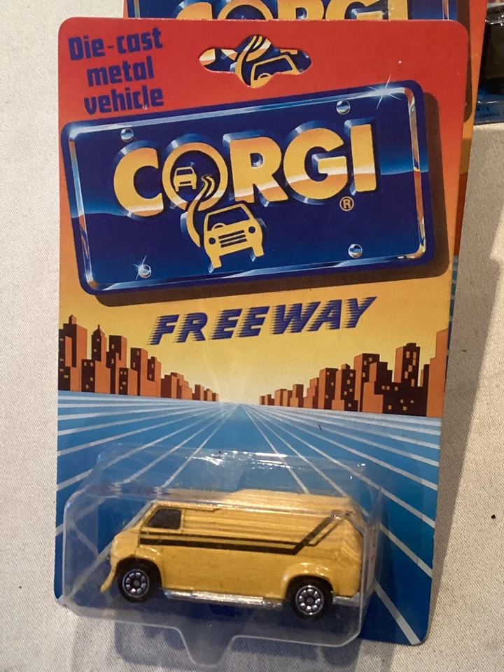(6) 1988 Corgi Lot Of 3 1/64 Scale vintage die cast car toy collection mint (B2) - Image 4 of 4