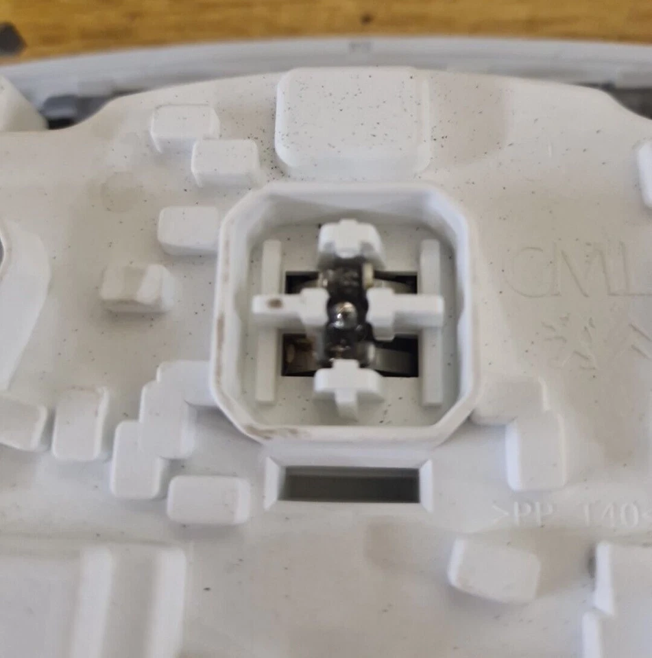 PEUGEOT 308 MK2 2016 TECHO INTERIOR TRASERO LUZ CORTESÍA 96781443PR Foto 3 de 4