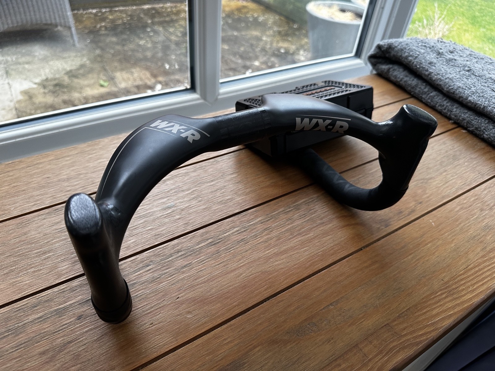 Worx WX-R Carbon Aero Track Bunch Bar Handlebars